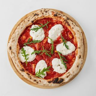 Пицца со страчателлой