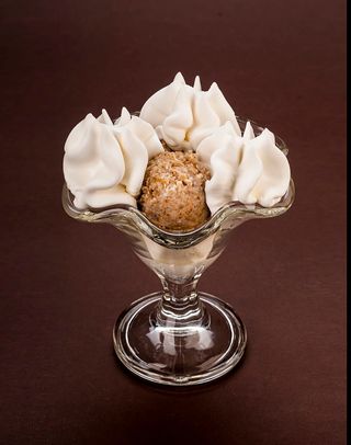 Žito sa sladoledom i šlagom