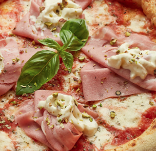 Pizza mortadella