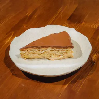 ORANGE CAKE 145 G