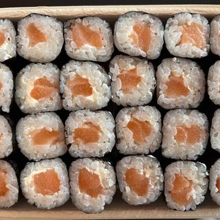 A12 Maki de Salmão