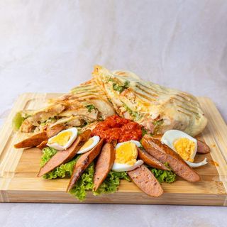 Tortilla sa dimljenom kobasicom