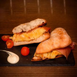 Sándwich La Española