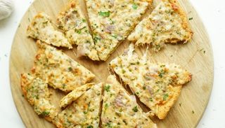 Pizza Pan De Ajo (Mediana)