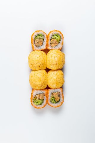 Запечений з лососем 330/8шт