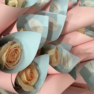 10 roses individuelles