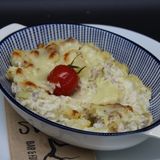 Запеканка с картофи, бекон и топено сирене (300г)