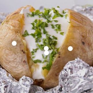 Patata Asada Rellena Gratinada Ternera