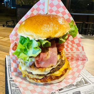 SUPER TRIFASICA BURGER