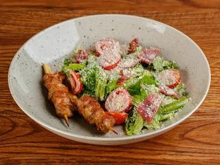 Салат "Цезарь" з куркою (220g)