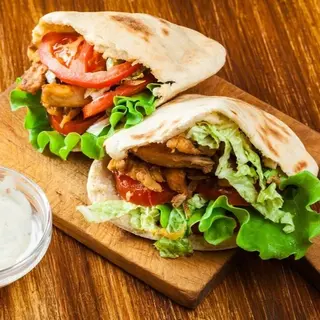 Pita De Pollo