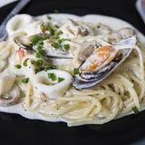 Pasta Fruits De Mer Sauce Blanche