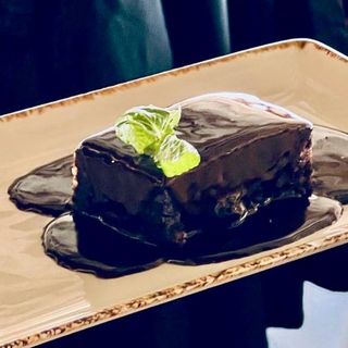 Brownie Con Chocolate Caliente