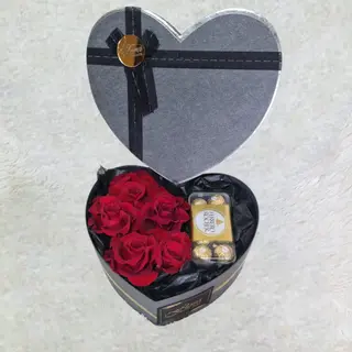 Srce...5 kraljevske ruze...ferrero rocher