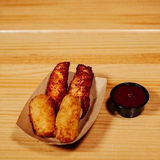 Combo Entrantes: 2 Fingers de pollo + 2 Bastones de queso raclette