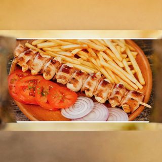 Pileći ražnjić u slanini