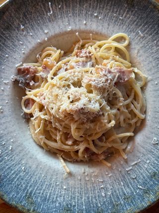 Spaghete Carbonara cu guanciale