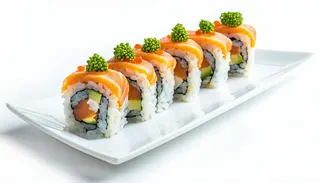 U25. Uramaki salmone crudo con Philadelphia