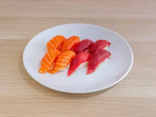 100-Combinado Sushi (8 Pzs.)