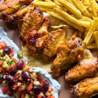 MENIU FRIGĂRUI DIN ARIPIOARE DE PUI 