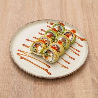 Uramaki tempura avocado