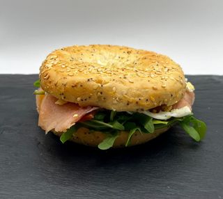 Bocadillo Bagel Noruego