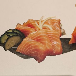 629. Sashimi De Salmón o Atun