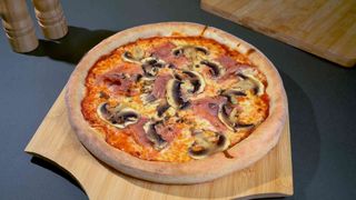 Pizza Cotto e Funghi Mare