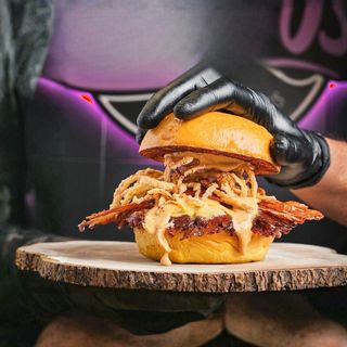 BCB Llorona Burger