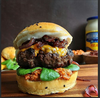 Amsterdam Cheeseburger