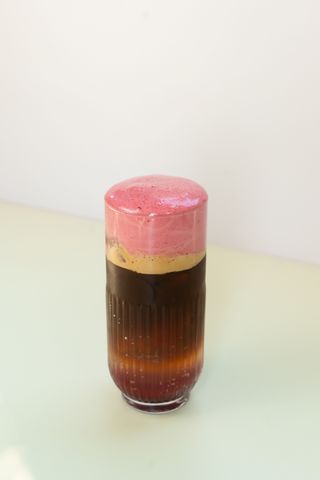 Вишневый эспрессо тоник