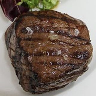 Solomillo de Ternera al Ajo Tostado