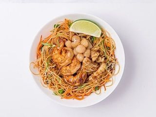 Рисова локшина з морепродуктами