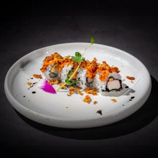 187. Uramaki spicy crunchy