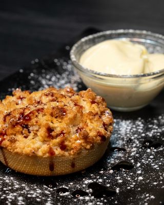 Crumble di mele con crema