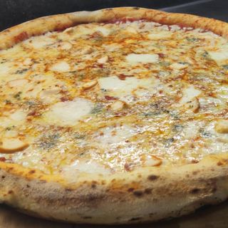 Пица Четири сирена (300г)