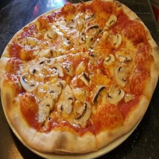Pizza Funghi Familiar