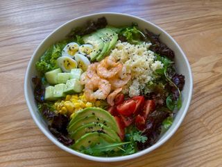 Боул кус-кус та креветка