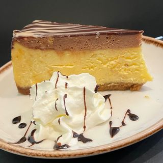 Kinder cheesecake (Homemade)