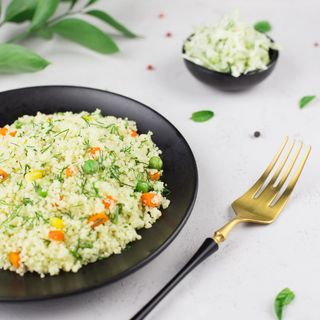 Кус-кус з овочами  та салат з капусти (230г)