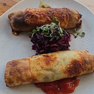 Burrito relleno de carne (2unid.)