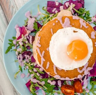 Američka palačinka sa dimljenom piletinom