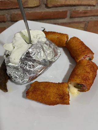 Flamenquín serranito (1 ud.)