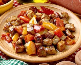 Sufato di maiale piccante
