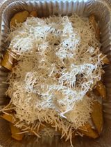 Домашни пържени картофи със сирене (480г)