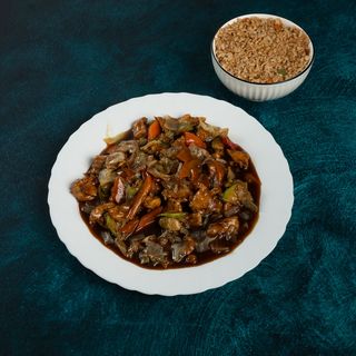 Prženi pirinač sa piletinom