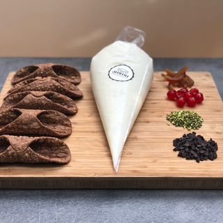 Kit cannolo  10 cialde mignon
