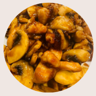 Pollo Salteado con Champiñón