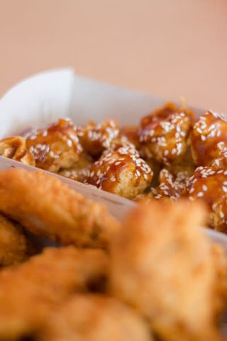 Куриные тинги острые (100 гр.) в соусе "Терияки"