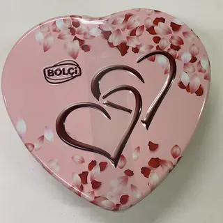 LATA  CORAZON BOMBONES